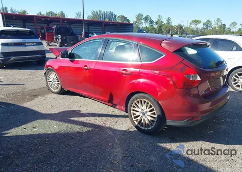 2014 Ford Focus Titanium from USA, damaged, VIN 1FADP3N2XEL447942
